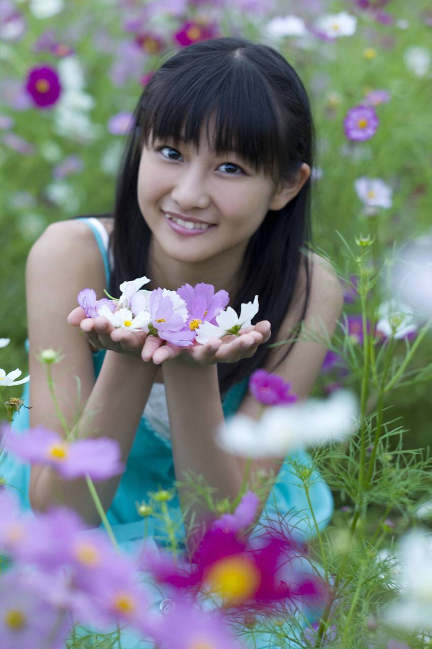 和田彩花 日本写真 [Hello! Project Digital Books]